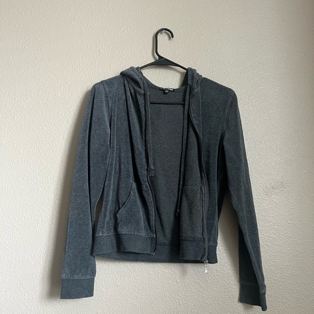 Grey Tracksuit - Picture 2 of 9